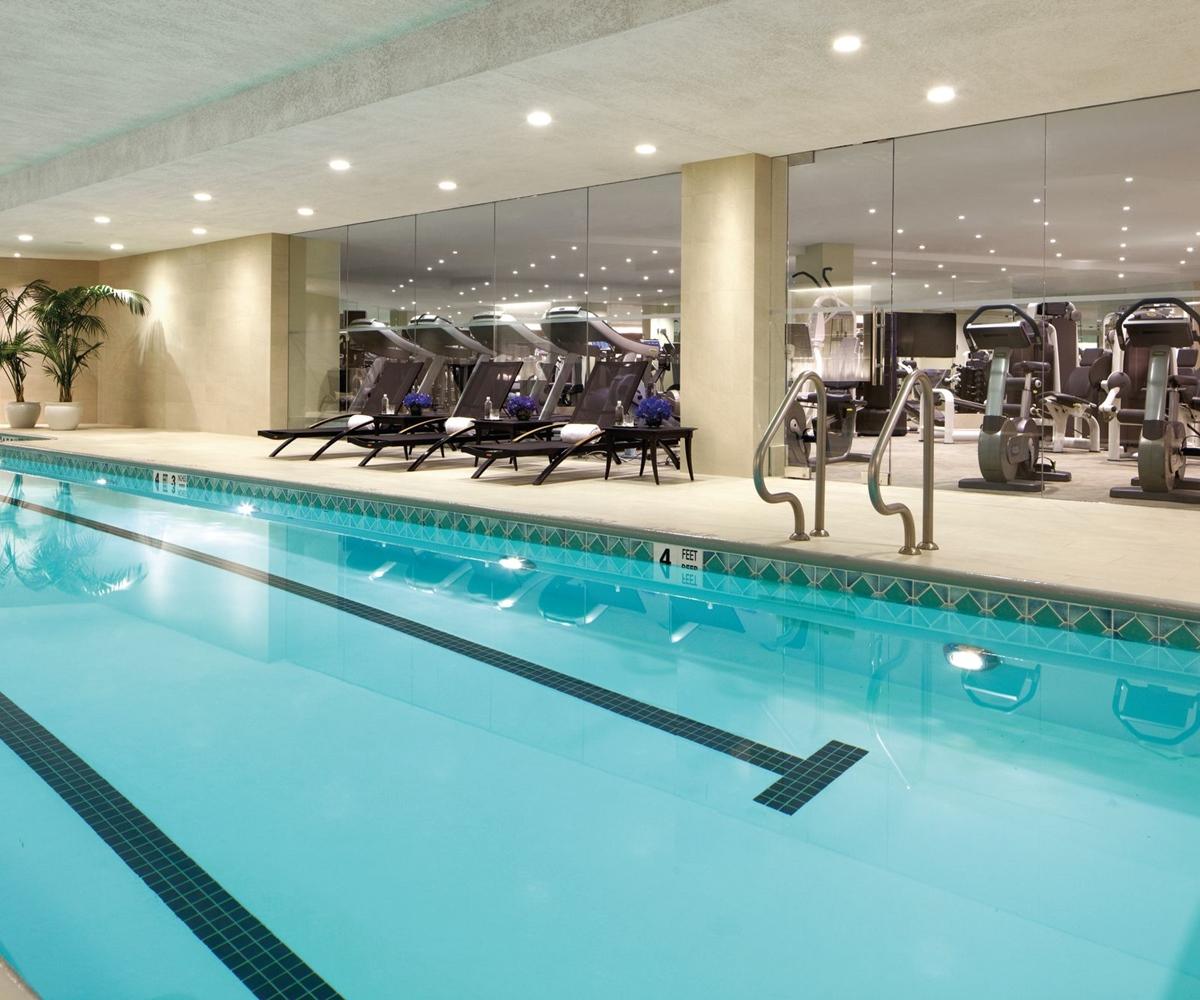 Trump International Νέα Υόρκη Εξωτερικό φωτογραφία The pool at the Mandarin Oriental, London
