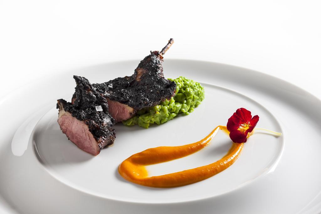 Trump International Νέα Υόρκη Εξωτερικό φωτογραφία A dish prepared by the Culinary Institute of America
